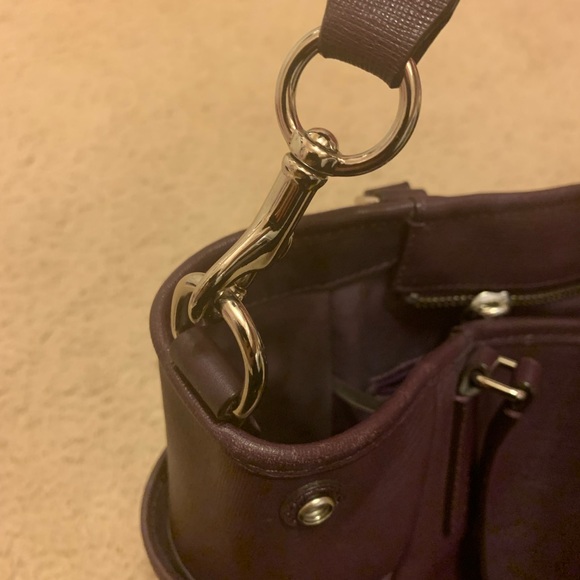 NWOT COACH TOTE BAG / diaper bag / travel bag genuine leather purple - durable! - Picture 8 of 16